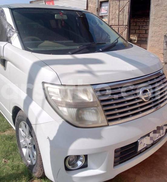 Big with watermark nissan elgrand maseru maseru 31091