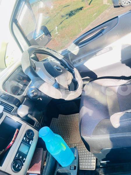 Big with watermark nissan serena maseru maseru 31097