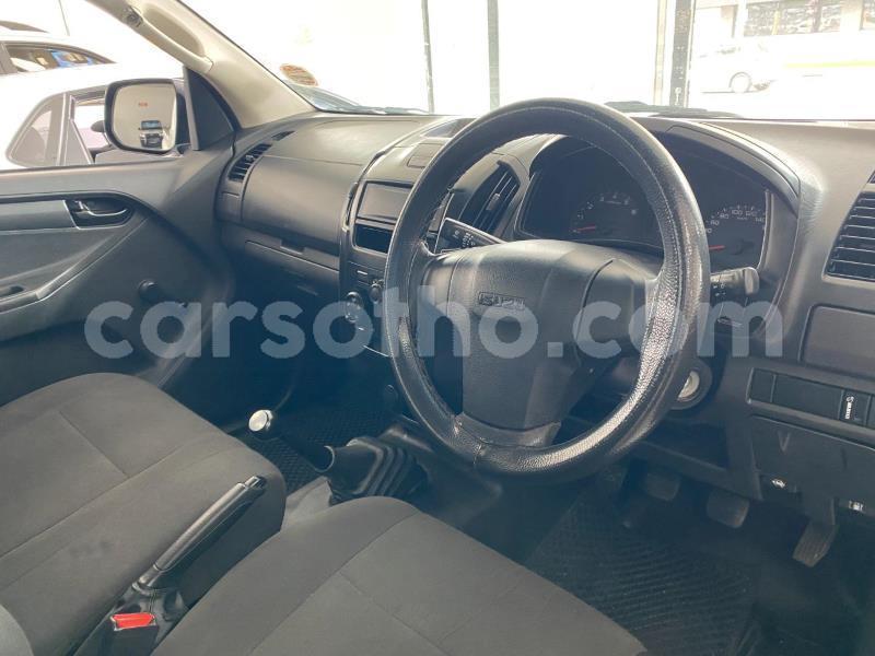 Big with watermark isuzu d max maseru maseru 31104