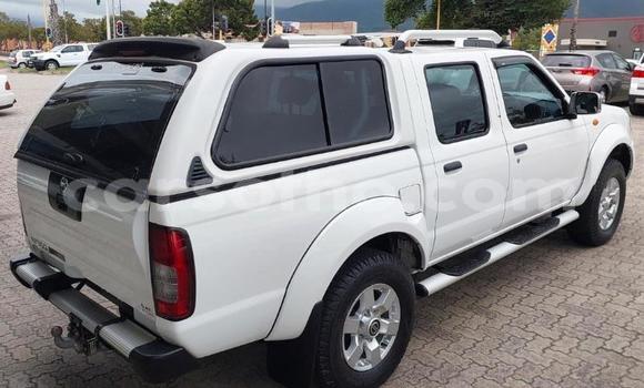 Buy Used Nissan NP 300 White Car in Maseru in Maseru Buy Used Nissan NP 300 White Car in Maseru in Maseru