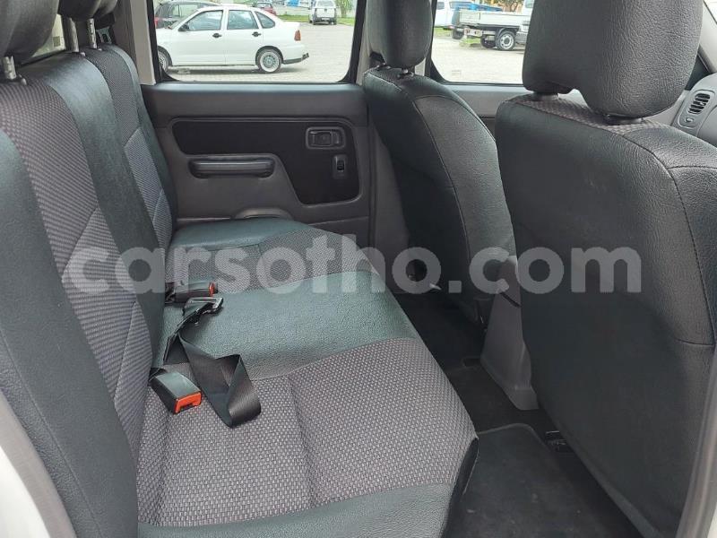 Big with watermark nissan np 300 maseru maseru 31110