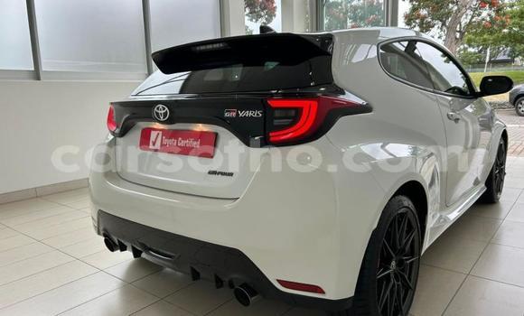 Buy Used Toyota Yaris White Car in Maseru in Maseru Buy Used Toyota Yaris White Car in Maseru in Maseru