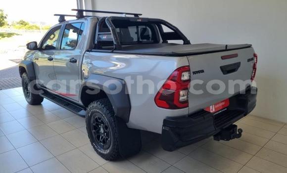 Buy Used Toyota Hilux Silver Car in Maseru in Maseru Buy Used Toyota Hilux Silver Car in Maseru in Maseru