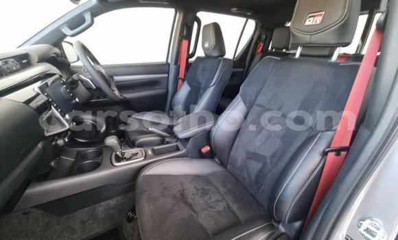 Buy Used Toyota Hilux Silver Car in Maseru in Maseru Buy Used Toyota Hilux Silver Car in Maseru in Maseru