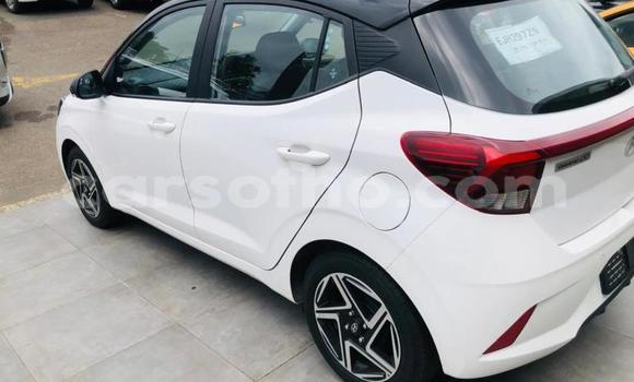 Buy Used Hyundai i10 White Car in Maseru in Maseru Buy Used Hyundai i10 White Car in Maseru in Maseru