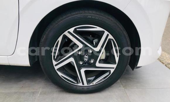 Buy Used Hyundai i10 White Car in Maseru in Maseru Buy Used Hyundai i10 White Car in Maseru in Maseru