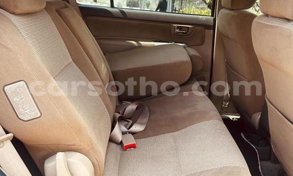 اشتري مستعمل Toyota Fortuner White سيارة في Maseru في Maseru اشتري مستعمل Toyota Fortuner White سيارة في Maseru في Maseru