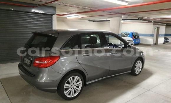 Acheter Occasion Voiture Mercedes-Benz A–Class Gris à Maputsoa, Leribe Acheter Occasion Voiture Mercedes-Benz A–Class Gris à Maputsoa, Leribe