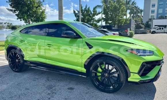 Buy Used Lamborghini Urus Green Car in Maputsoa in Leribe