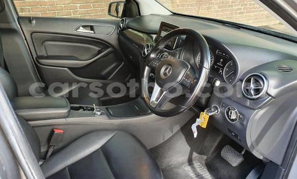 Acheter Occasion Voiture Mercedes-Benz A–Class Gris à Maputsoa, Leribe Acheter Occasion Voiture Mercedes-Benz A–Class Gris à Maputsoa, Leribe