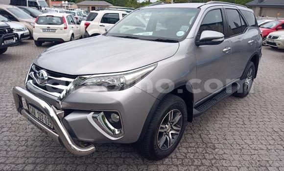 Buy Used Toyota Fortuner Brown Car in Maseru in Maseru Buy Used Toyota Fortuner Brown Car in Maseru in Maseru
