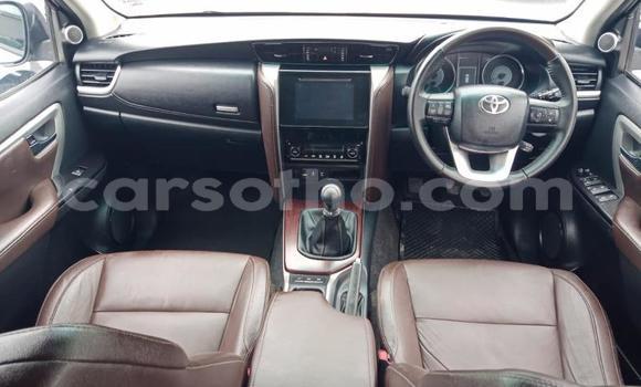Buy Used Toyota Fortuner Brown Car in Maseru in Maseru Buy Used Toyota Fortuner Brown Car in Maseru in Maseru