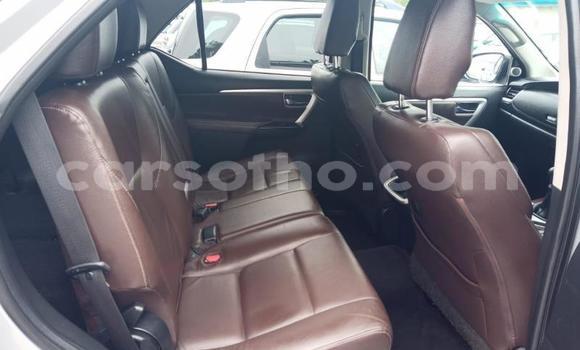 Buy Used Toyota Fortuner Brown Car in Maseru in Maseru Buy Used Toyota Fortuner Brown Car in Maseru in Maseru
