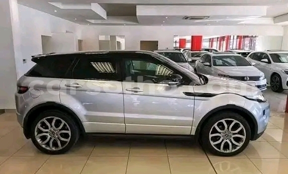 اشتري مستعمل Land Rover Range Rover Silver سيارة في Maseru في Maseru اشتري مستعمل Land Rover Range Rover Silver سيارة في Maseru في Maseru