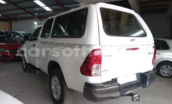 اشتري مستعمل Toyota Hilux White سيارة في Maseru في Maseru اشتري مستعمل Toyota Hilux White سيارة في Maseru في Maseru