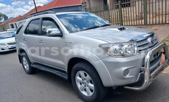 اشتري مستعمل Toyota Fortuner Silver سيارة في Maseru في Maseru اشتري مستعمل Toyota Fortuner Silver سيارة في Maseru في Maseru