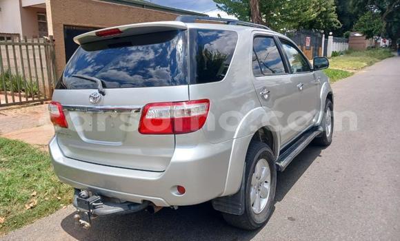اشتري مستعمل Toyota Fortuner Silver سيارة في Maseru في Maseru اشتري مستعمل Toyota Fortuner Silver سيارة في Maseru في Maseru