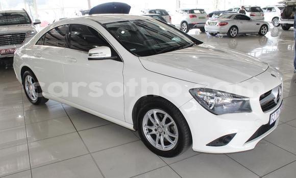 Buy Used Mercedes-Benz CLS–Class White Car in Maputsoa in Leribe Buy Used Mercedes-Benz CLS–Class White Car in Maputsoa in Leribe