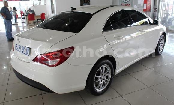Buy Used Mercedes-Benz CLS–Class White Car in Maputsoa in Leribe Buy Used Mercedes-Benz CLS–Class White Car in Maputsoa in Leribe