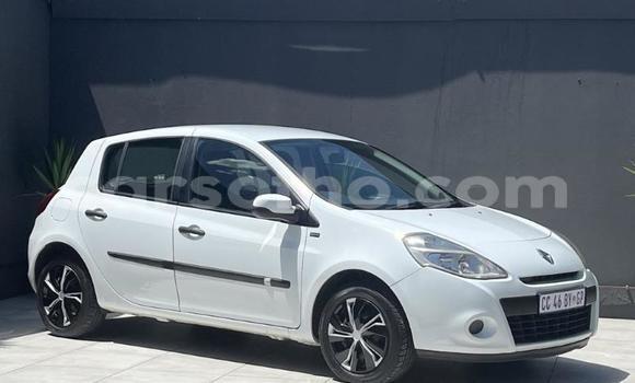 اشتري مستعمل Renault Clio White سيارة في Maseru في Maseru اشتري مستعمل Renault Clio White سيارة في Maseru في Maseru