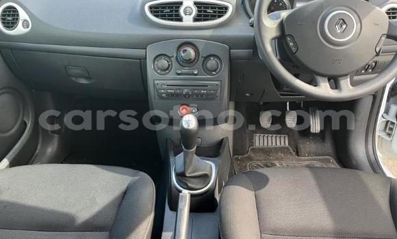اشتري مستعمل Renault Clio White سيارة في Maseru في Maseru اشتري مستعمل Renault Clio White سيارة في Maseru في Maseru