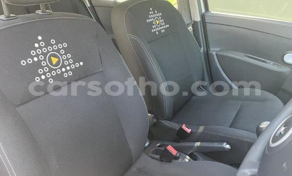اشتري مستعمل Renault Clio White سيارة في Maseru في Maseru اشتري مستعمل Renault Clio White سيارة في Maseru في Maseru