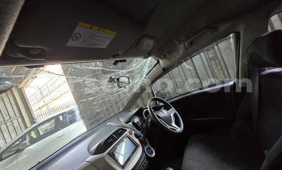 Buy Import Honda FIT White Car in Maseru in Maseru Buy Import Honda FIT White Car in Maseru in Maseru