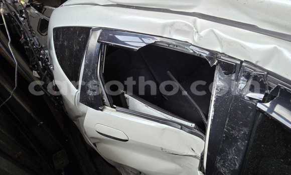 Buy Import Honda FIT White Car in Maseru in Maseru Buy Import Honda FIT White Car in Maseru in Maseru