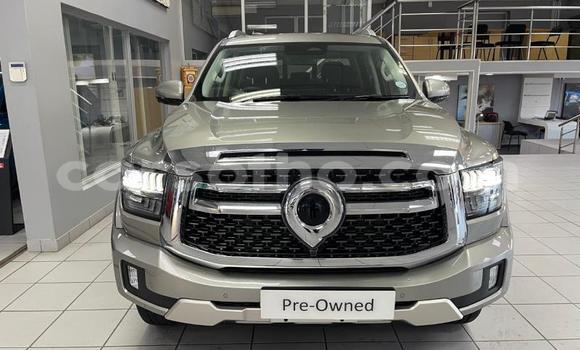 Buy Used Mahindra Commander Silver Car in Maseru in Maseru