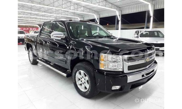 Acheter Import Voiture Chevrolet Silverado Noir à Import - Dubai, Maseru Acheter Import Voiture Chevrolet Silverado Noir à Import - Dubai, Maseru