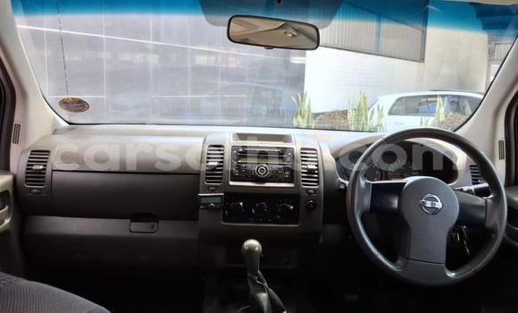 Buy Used Nissan Navara White Car in Maseru in Maseru Buy Used Nissan Navara White Car in Maseru in Maseru