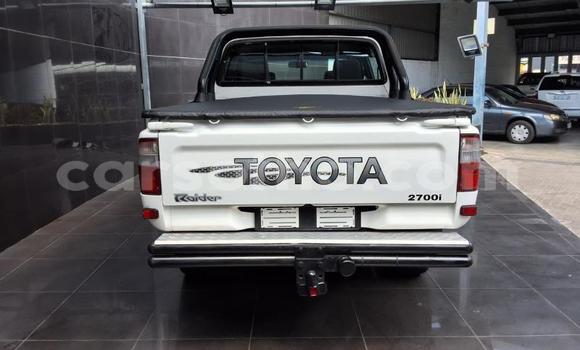 Buy Used Toyota Hilux White Car in Maseru in Maseru Buy Used Toyota Hilux White Car in Maseru in Maseru
