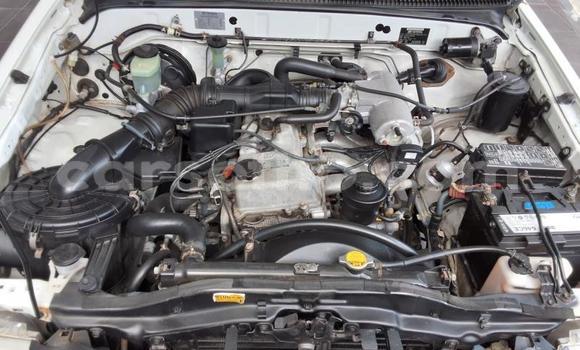 Buy Used Toyota Hilux White Car in Maseru in Maseru Buy Used Toyota Hilux White Car in Maseru in Maseru