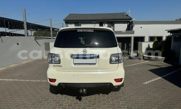 Buy Used Nissan Patrol White Car in Maseru in Maseru Buy Used Nissan Patrol White Car in Maseru in Maseru