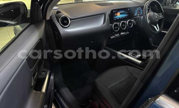 اشتري مستعمل Mercedes-Benz GLA-klasse Blue سيارة في Maseru في Maseru اشتري مستعمل Mercedes-Benz GLA-klasse Blue سيارة في Maseru في Maseru