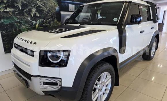 Buy Used Land Rover Defender White Car in Maseru in Maseru