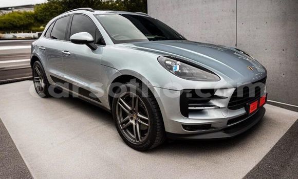 Buy Used Porsche Macan Silver Car in Maseru in Maseru