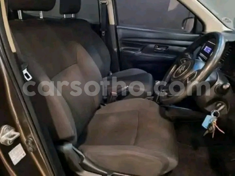 Big with watermark land rover discovery maseru maseru 31186