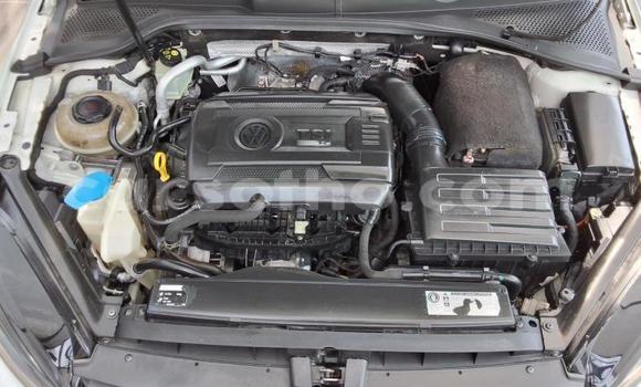 Sayi Na hannu Volkswagen Golf R White Mota in Maseru a Maseru Sayi Na hannu Volkswagen Golf R White Mota in Maseru a Maseru