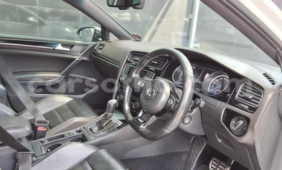 Sayi Na hannu Volkswagen Golf R White Mota in Maseru a Maseru Sayi Na hannu Volkswagen Golf R White Mota in Maseru a Maseru