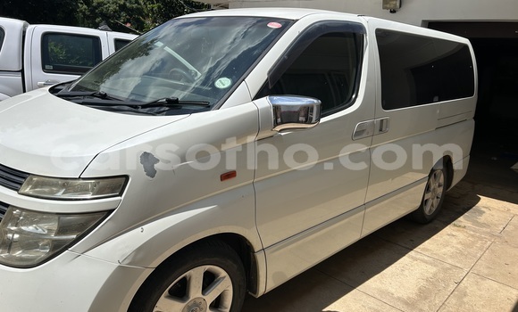 Sayi Imported Nissan Elgrand White Mota in Maseru a Maseru