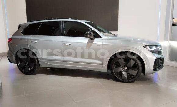 Sayi Na hannu Volkswagen Touareg Silver Mota in Hlotse a Leribe Sayi Na hannu Volkswagen Touareg Silver Mota in Hlotse a Leribe