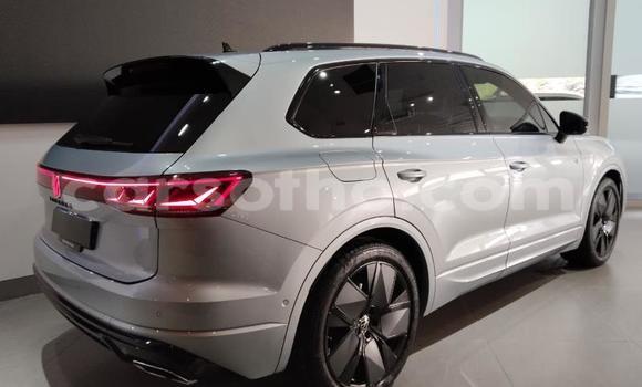 Sayi Na hannu Volkswagen Touareg Silver Mota in Hlotse a Leribe Sayi Na hannu Volkswagen Touareg Silver Mota in Hlotse a Leribe