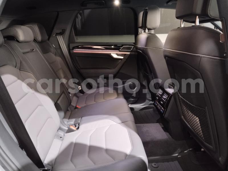 Big with watermark volkswagen touareg leribe hlotse 31202