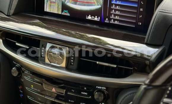 Buy Used Lexus LX 570 White Car in Teyateyaneng in Berea Buy Used Lexus LX 570 White Car in Teyateyaneng in Berea