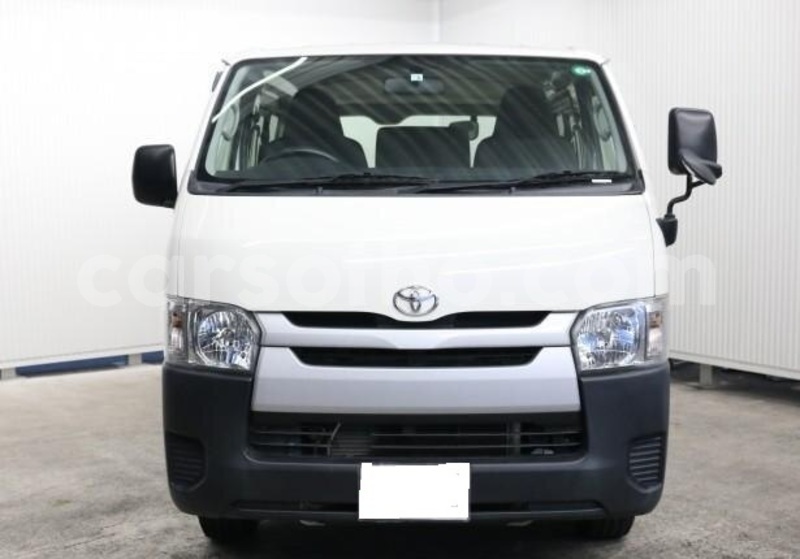 Big with watermark toyota hiace leribe maputsoe 31204
