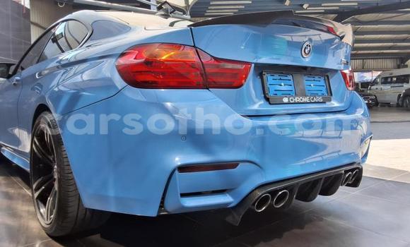 Sayi Na hannu BMW M4 White Mota in Maseru a Maseru Sayi Na hannu BMW M4 White Mota in Maseru a Maseru