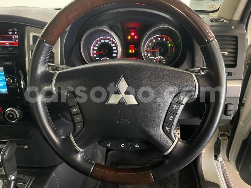 Big with watermark mitsubishi pajero maseru maseru 31209