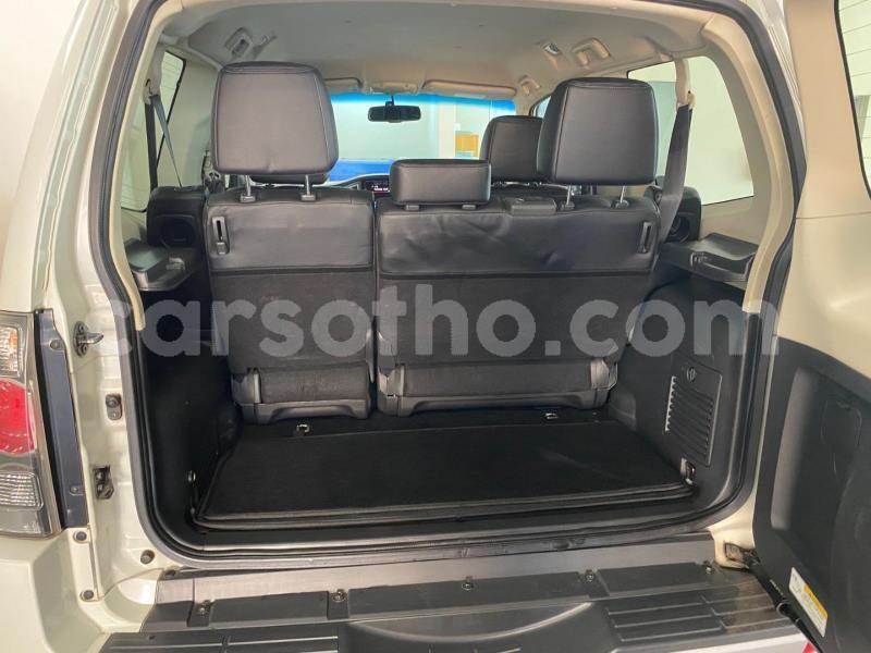 Big with watermark mitsubishi pajero maseru maseru 31209