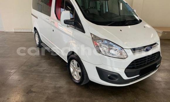 Sayi Na hannu Ford Taunus White Mota in Maseru a Maseru Sayi Na hannu Ford Taunus White Mota in Maseru a Maseru